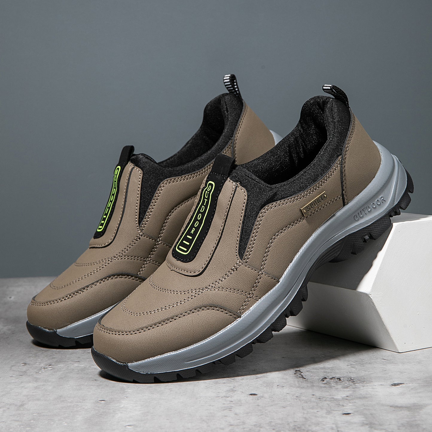 Lightweight Outdoor Hiking Shoes