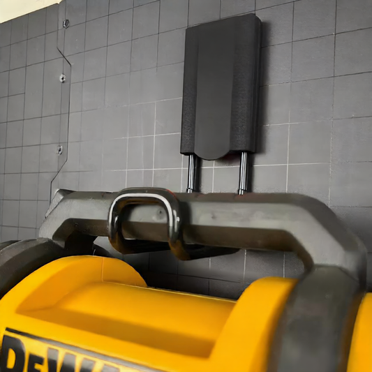 Closing hook tool